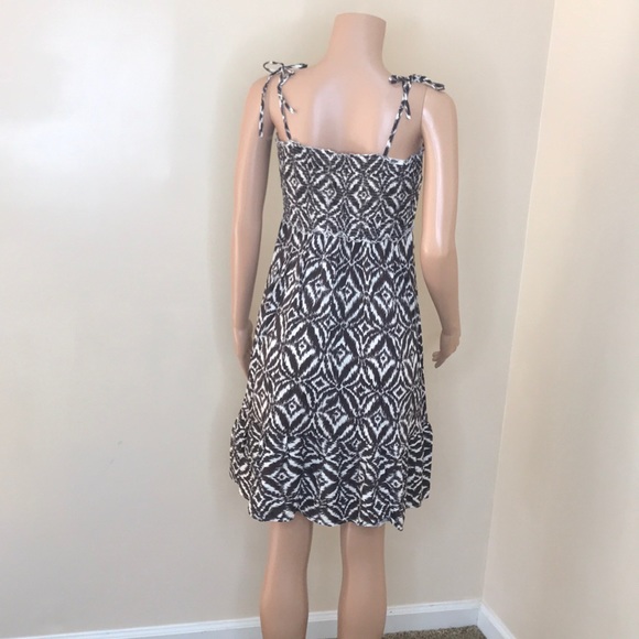 Motherhood maternity printed sundress medium - Picture 2 of 7